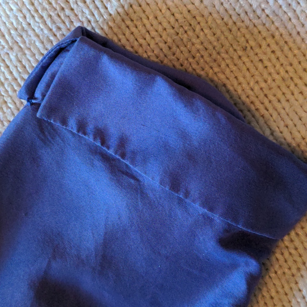 Papell  silk blouse, petite, size 8 , Lavender Blue dressy, fitted - Picture 7 of 11